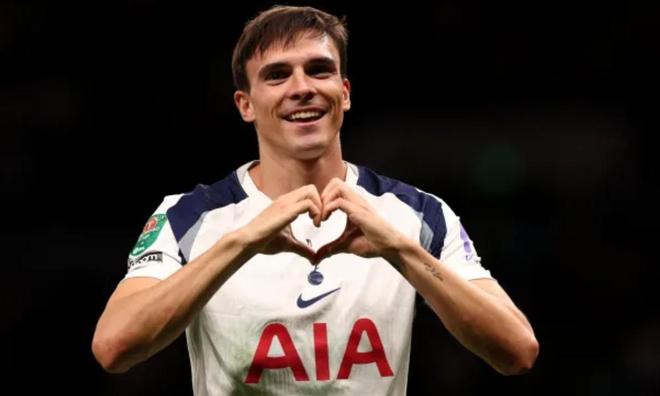 斯基拉：热刺对帕利尼亚的表现满意，他们准备与拜仁展开谈判