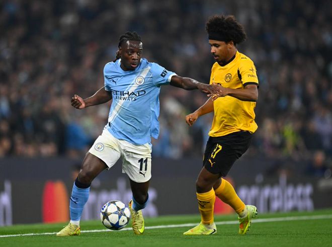 五大联赛豪门对决：12.1亿战舰4-1完胜 神锋破门创造欧冠新纪录