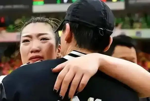 有貓膩？全運決賽2分還能拿200萬美金年薪，球迷：是詐騙聯賽吧？