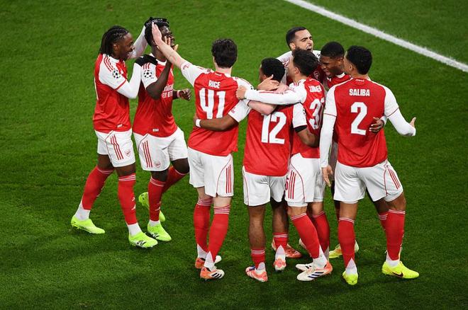 欧冠综述：阿森纳3-1拜仁！马竞2-1国米，巴黎5-3热刺，利物浦1-4