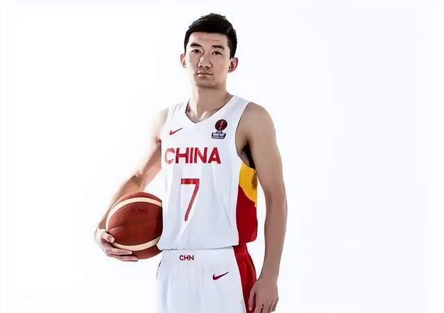 從周琦和胡明軒的災難發揮看,應該給王哲林和孫銘徽一次機會