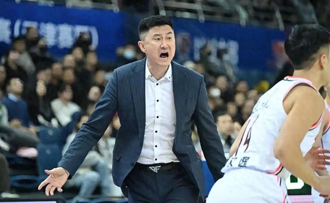 官宣瞭！CBA得分王空降廣東隊，杜鋒滿意，4外援豪陣劍指12冠