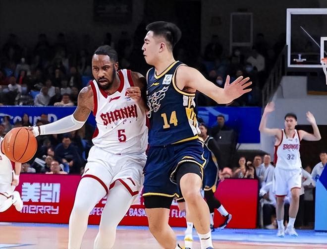 徐昕大獲好評,賽後發佈會話裡有話?球迷:疑似暗諷老東傢不專業