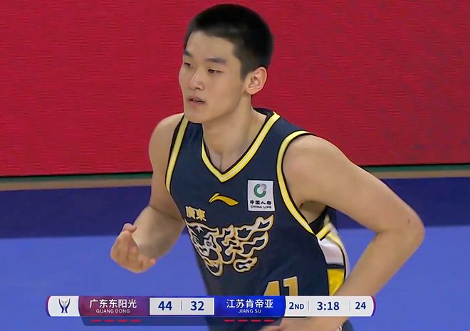 CBA瘋狂一日！廣東26分大勝江蘇，廣廈險勝山東，同曦慘敗寧波