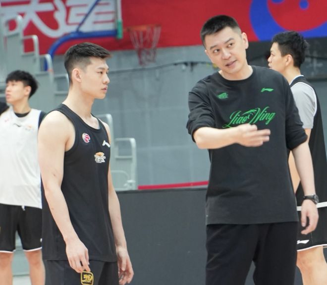 遼寧備戰天津！單獨指導王嵐嶔與張陳，付豪加練，楊鳴展望低姿態