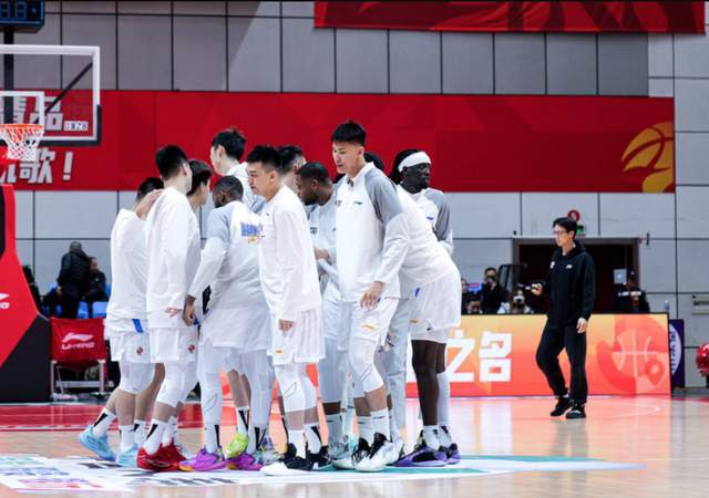 首發5人加起來154歲！潛力賽又遭吐槽，楊毅：北京首鋼太有潛力瞭