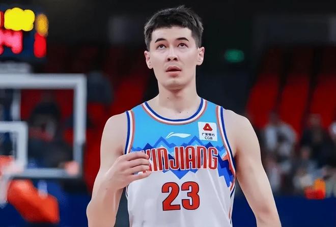 劉煒引眾怒！棄用葛浩然與隊長，關鍵時刻無腦換人，防守倒數第2