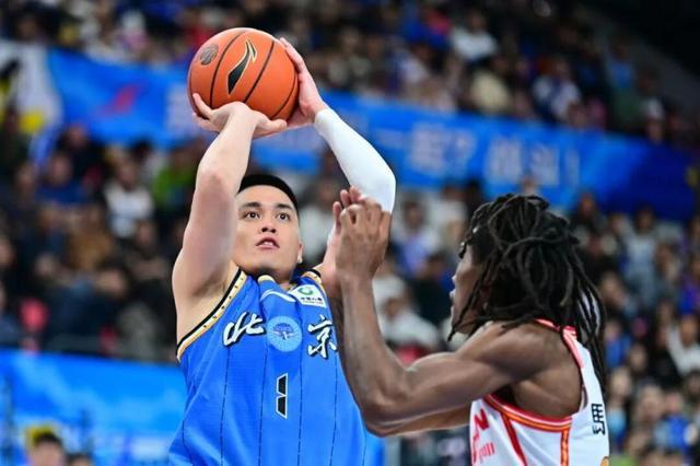 CBA｜北汽男籃輕取深圳獲四連勝 “後場雙槍”顯現優勢