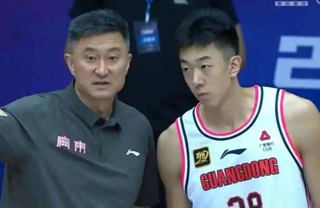廣東男籃又傷大將，遼寧男籃欲裁掉奧利弗，王哲林當面懟盧偉